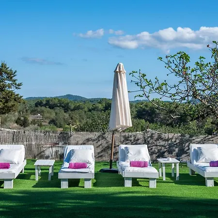 Cosmi Prats Farm stay *