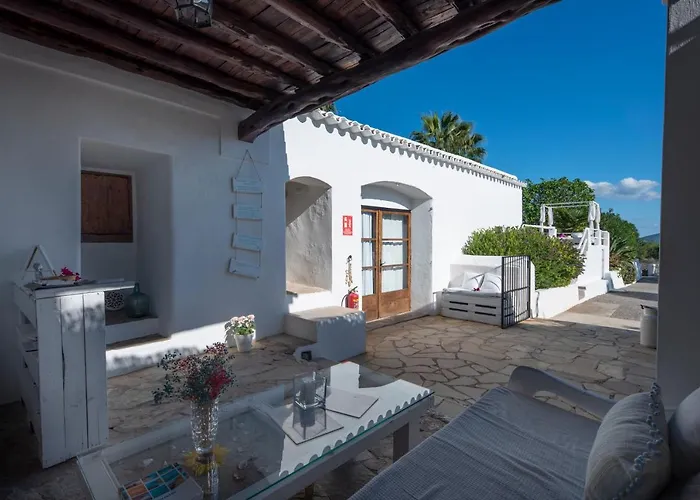 Cosmi Prats Farm stay Santa Gertrudis (Ibiza)